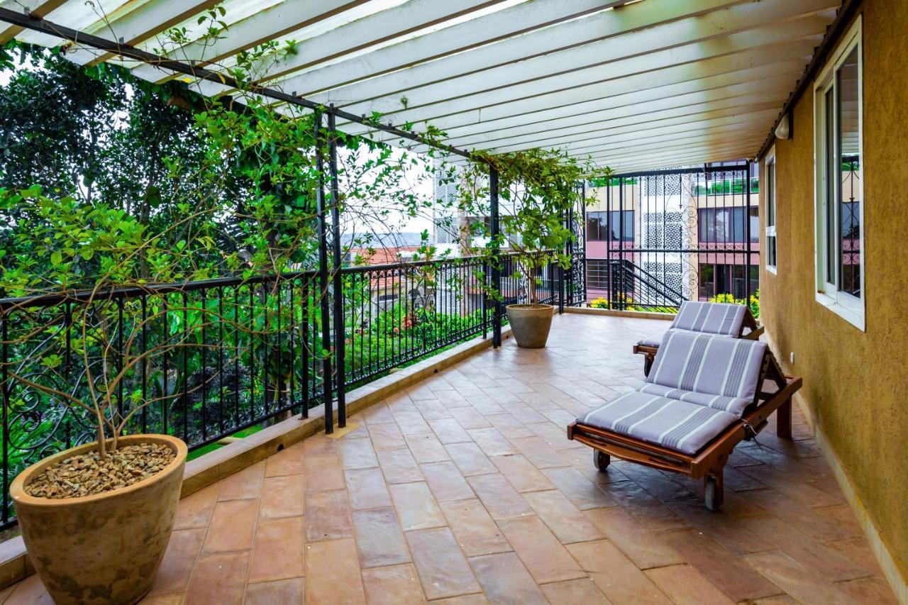 Ewange - A Casa Mia Bed and Breakfast Καμπάλα Εξωτερικό φωτογραφία