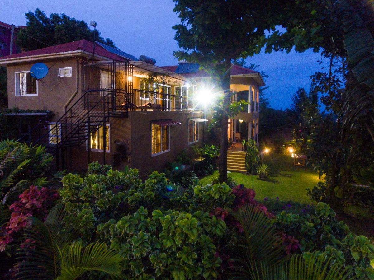 Ewange - A Casa Mia Bed and Breakfast Καμπάλα Εξωτερικό φωτογραφία